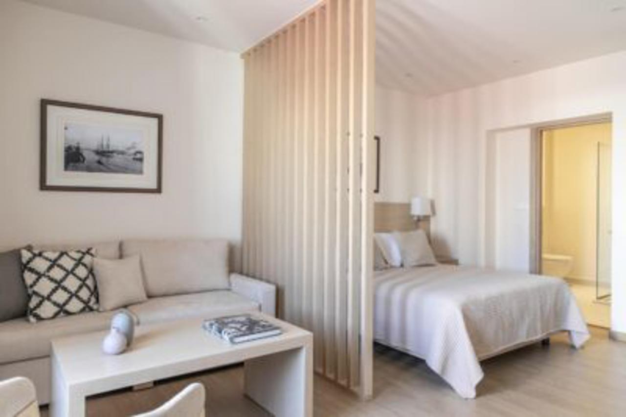 Gallery Suites & Residences Piraeus Exterior photo